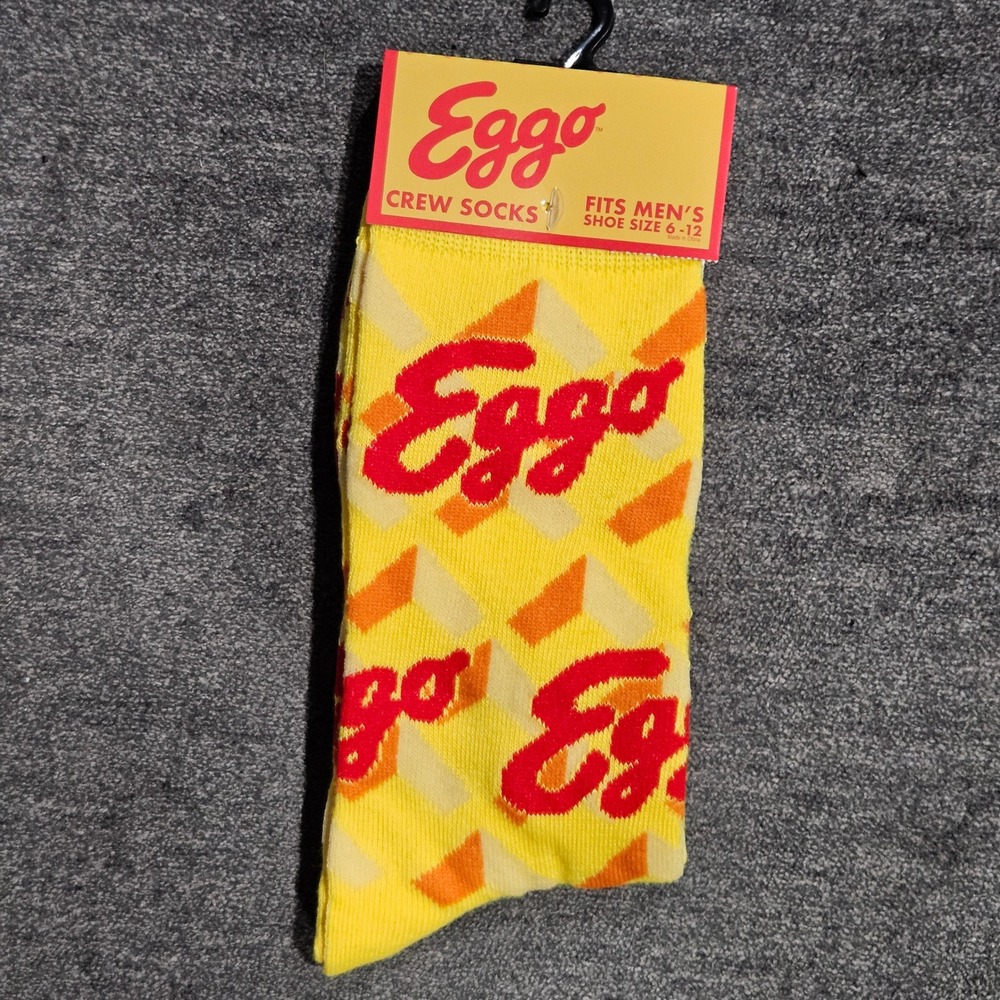 Eggo Waffle Men's Crew Socks Yellow Red Logo Novelty Shoe Size 6-12 DT-20850MNCF